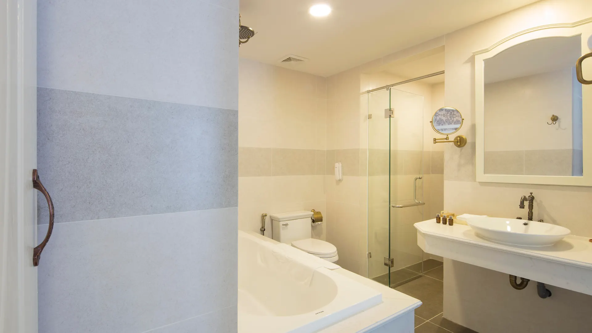 Nha Trang Prince Hotel