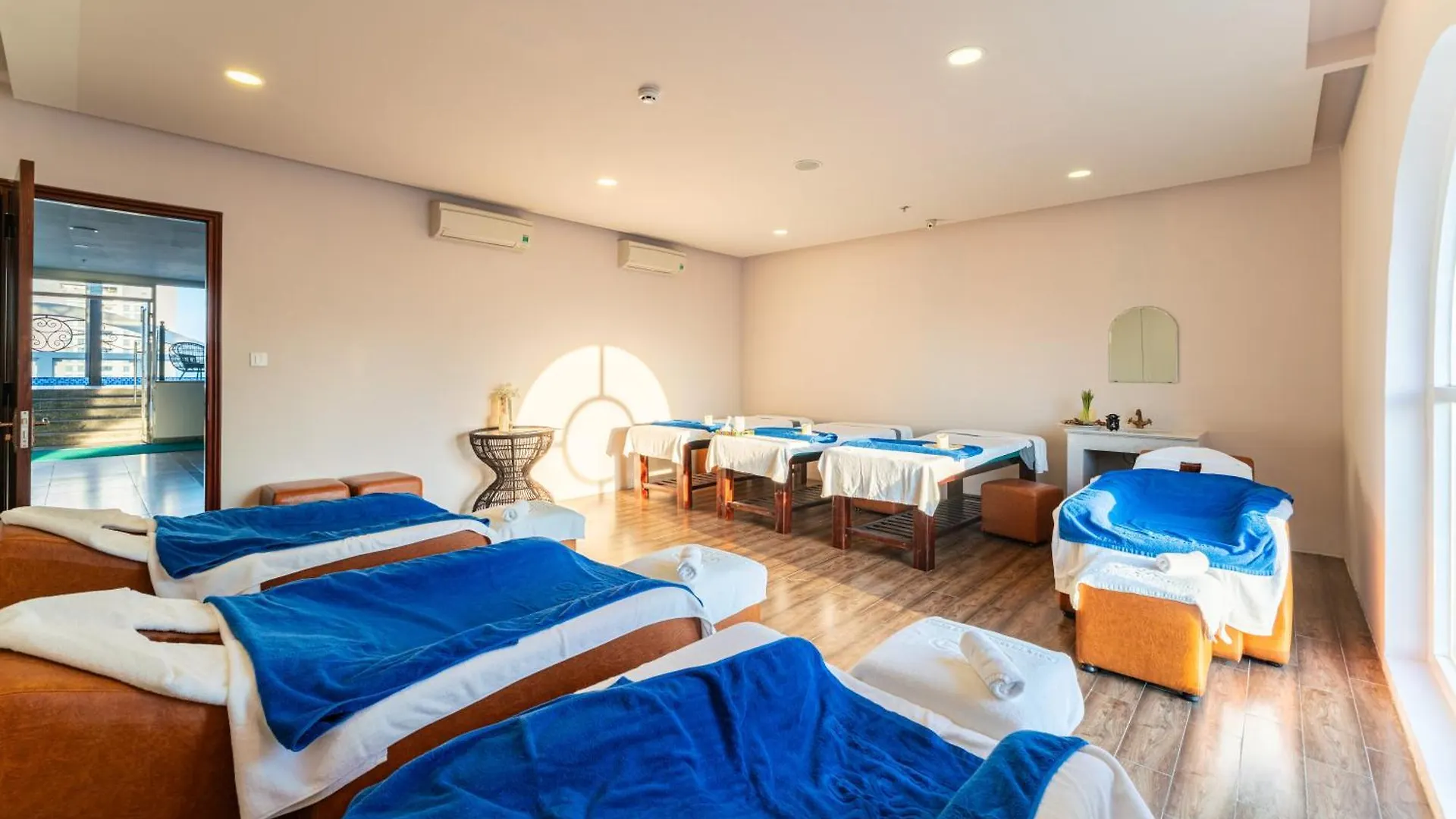****  Nha Trang Prince Hotel Vietnam