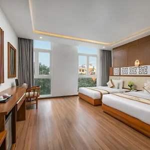 Hotel Prague ****
