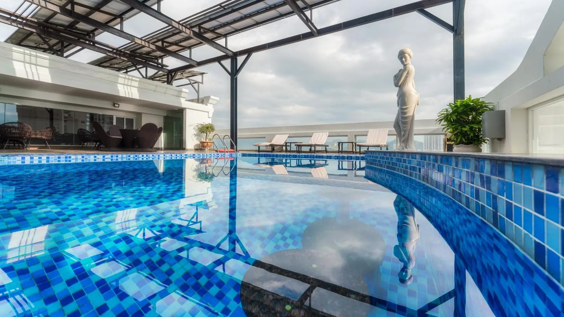 Nha Trang Prince Hotel